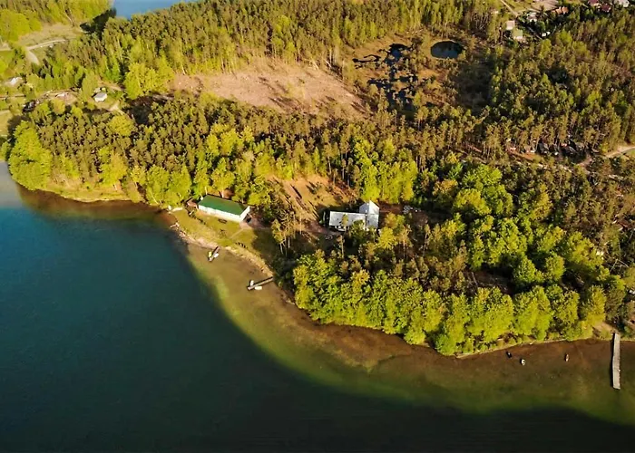 بيت للعطل 4 Bedroom Stunning In Sulęczyno